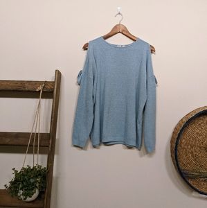 Pale blue slitted shoulders S long sleeves